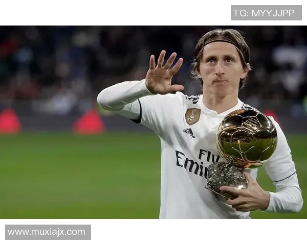 俄罗斯足球球星为保家卫国上战场勇敢参战的背后故事